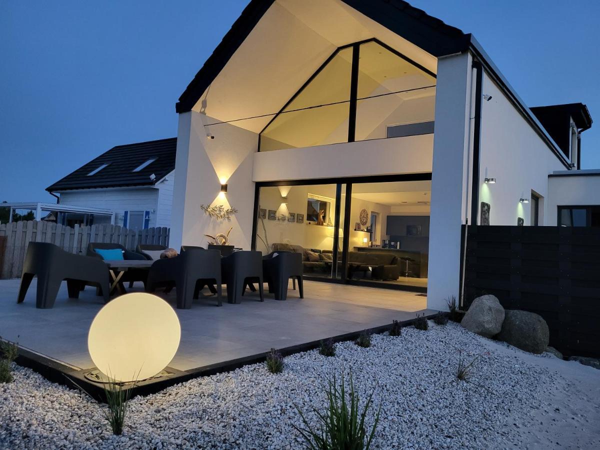 Robson Beach I Sauna, Jacuzzi Międzywodzie Eksteriør bilde